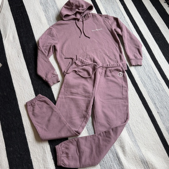 Rare Beauty Comfy Sweats Set w/ Sweatpants & Sweatshirt - Picture 2 of 7